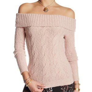 FREE PEOPLE Off-The-Shoulder Sweater in Pink - L